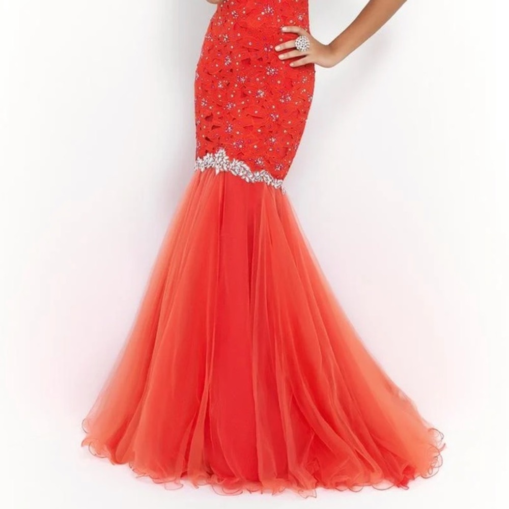 Blush strapless🌹 embellished sweetheart neckline long gown - Picture 4 of 4
